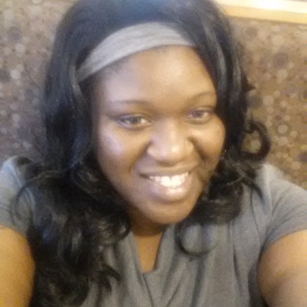 Meet your Posher, Denise